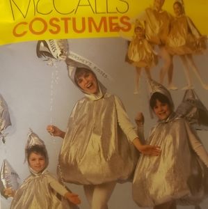 VINTAGE MCCALLS COSTUME SEWING PATTERN
